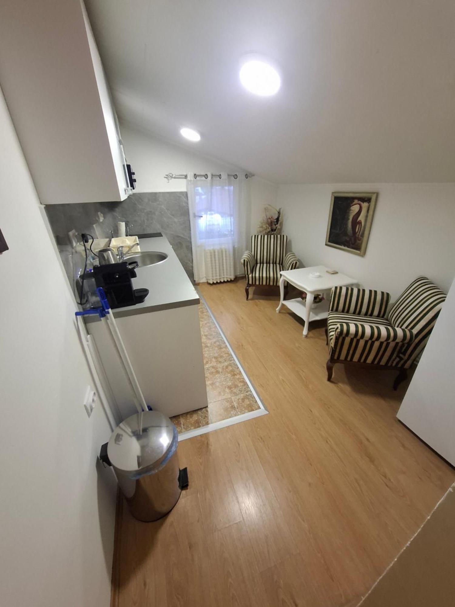 Apartment Sleep'N Drive Belgrade Room photo